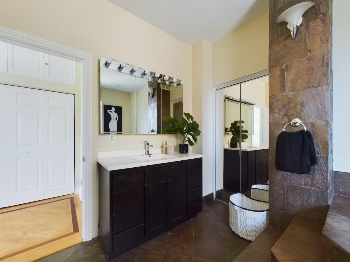 Luxe 4Br With Hot Tub & Game Room Chicago Extérieur photo